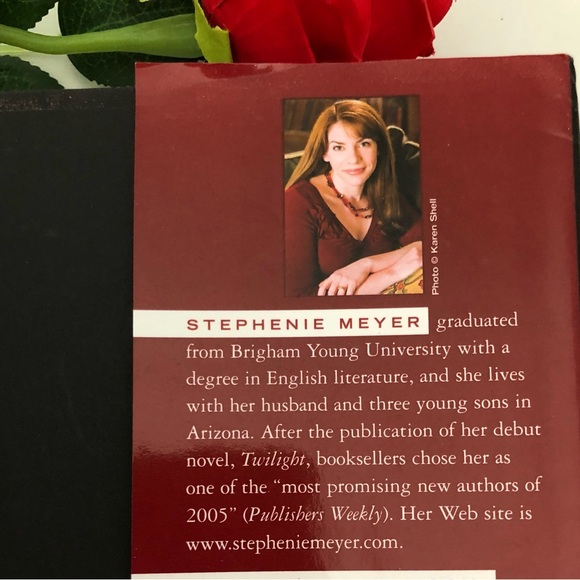 Twilight Saga Eclipse & Harry Potter Hardcover Books - Picture 6 of 15